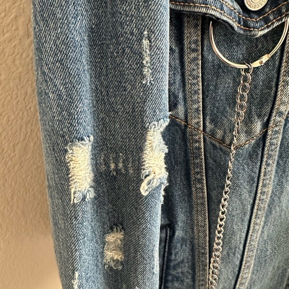 Very Rare 90s LEVI'S Denim Trucker  Hippie Grunge Jacket Patch and Chains, L. - Picture 7 of 16